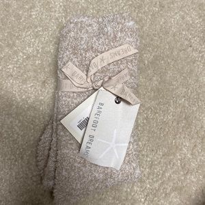 Barefoot dreams socks
